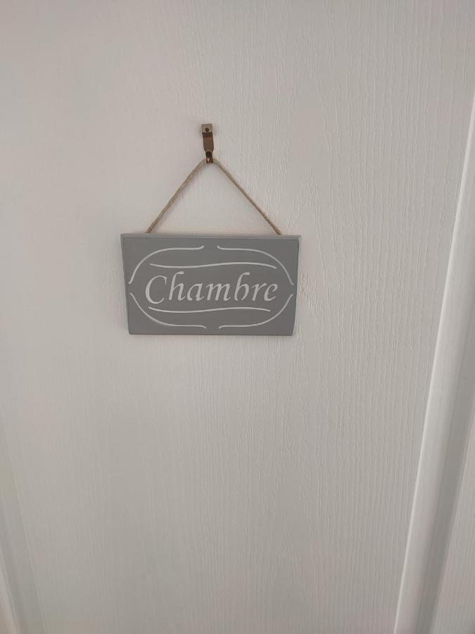 Les Insolites De Champeix Exterior foto