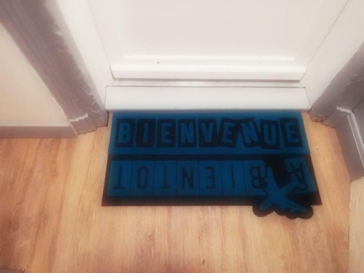 Les Insolites De Champeix Exterior foto